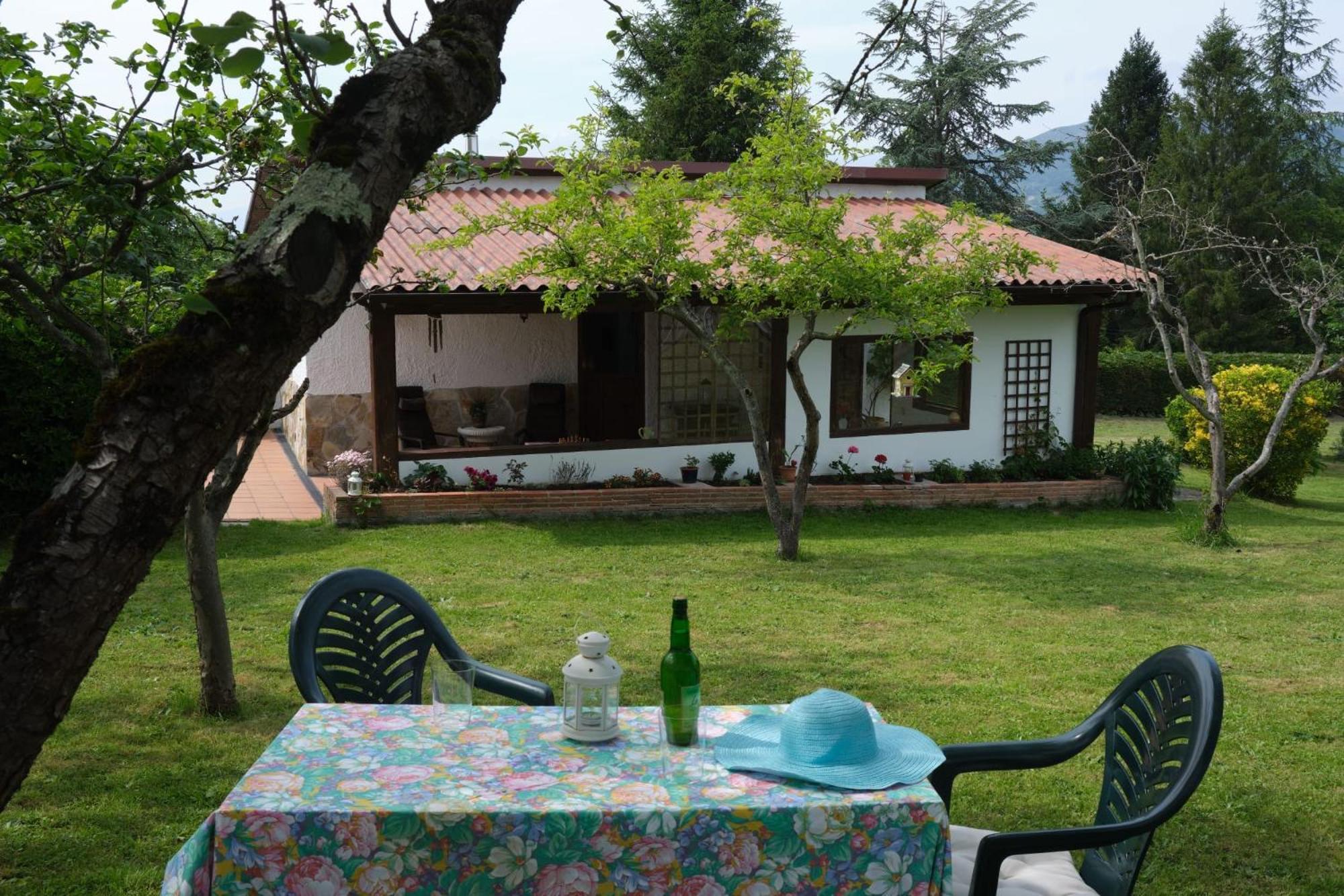 Casa Benjamin Villa Oviedo Exterior foto
